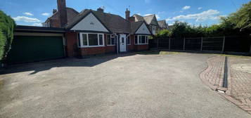 2 bed detached house for sale