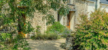 Belle longère et sa maison d' amis au coeur des Vallons de l'Erdre