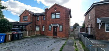 3 bedroom semi-detached house