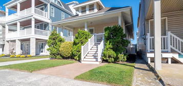 31 S Benson Ave, Margate, NJ 08402