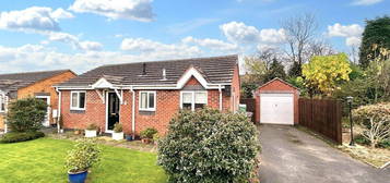 2 bed detached house for sale