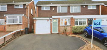 3 bedroom semi-detached house for sale