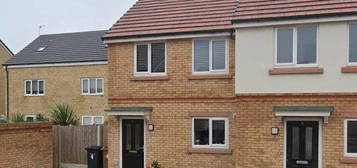 3 bedroom semi-detached house