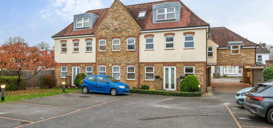 Flat for sale in Carshalton Grove, Sutton SM1