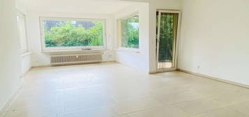 Gepflegte 3-Zi.-Wohnung - Gut renoviert, eigener Garten und Terrasse!