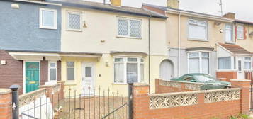 3 bedroom terraced house for sale