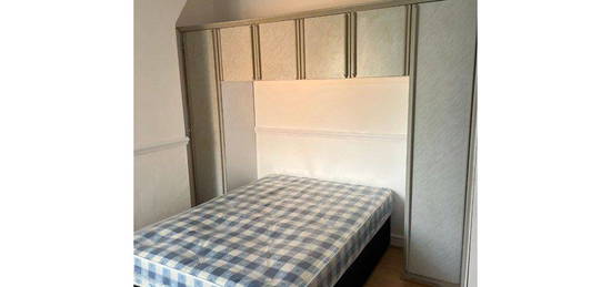 Room to rent in Moston Lane, Manchester M40