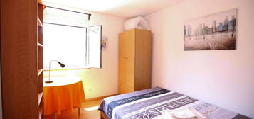 57741 - Quarto moderno perto do Centro...