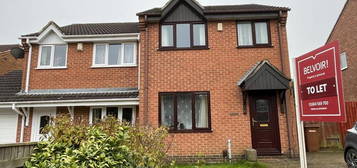 3 bedroom semi-detached house to rent