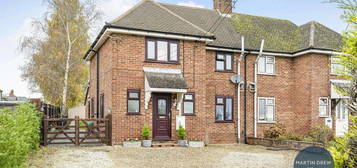 3 bedroom semi-detached house for sale