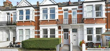 6 bedroom terraced house for sale