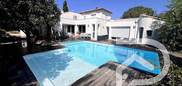 Villa d'exception de 250m² avec piscine, Issanka