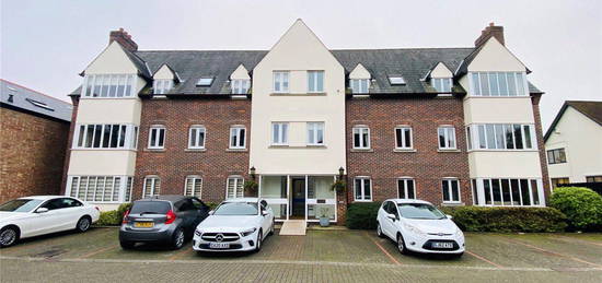 Flat for sale in St Lawrence Court, Bocking End, Braintree CM7