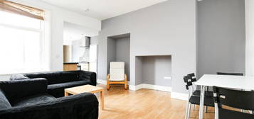 Flat to rent in Bolingbroke Street, Heaton, Newcastle Upon Tyne NE6