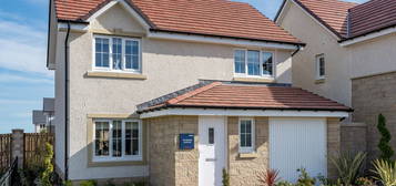 3 bed detached house for sale