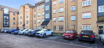 Flat for sale in Evans Wharf, Hemel Hempstead HP3