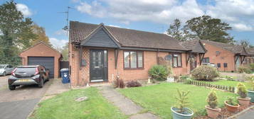 2 bedroom semi-detached bungalow for sale