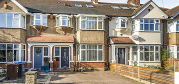 4 bed terraced house for sale