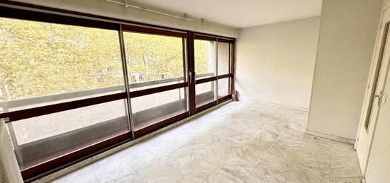 Location appartement 1 pièce 29 m²