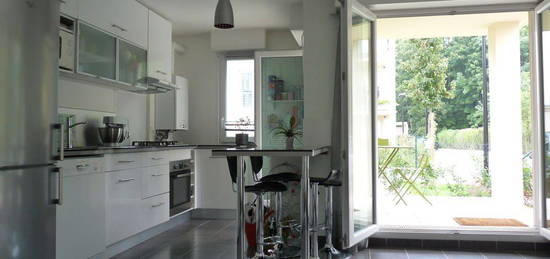 Appartement 2 pièces 42M² - Parking - Jardinet