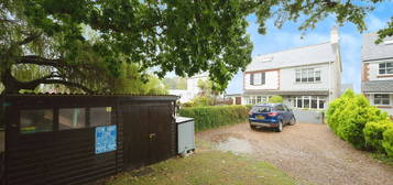 2 bed semi-detached house for sale