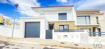 Casa T4 em Ericeira de 145,00 m2