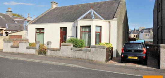 2 bedroom cottage for sale