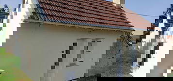 Petite maison meublée