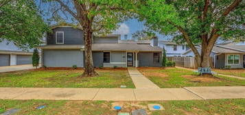 640 Ridgeline Dr, Hurst, TX 76053