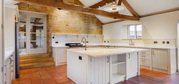 Detached house to rent in Alkerton, Banbury OX15