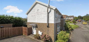 3 bed semi-detached house for sale