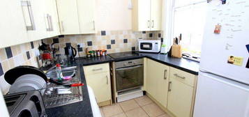 Maisonette to rent in Ditchling Road, Upper Maisonette, Brighton, East Sussex BN1