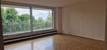 Appartement  à louer, 4 pièces, 3 chambres, 106 m²