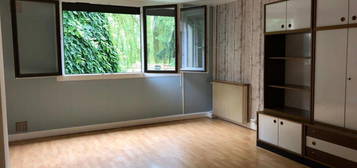 Studio  à louer, 1 pièce, 31 m², Étage 0/–