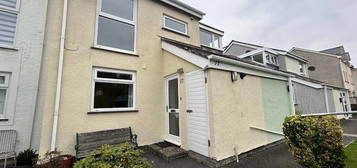 3 bedroom semi-detached house