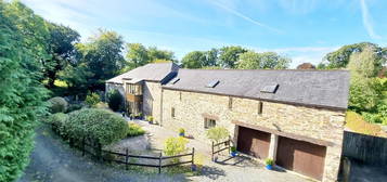 6 bed barn conversion for sale