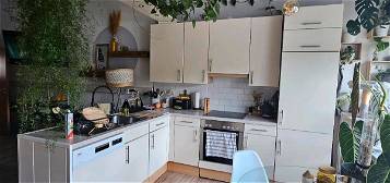 Suche Nachmieter für 2-Raum Wohnung mit Einbauküche und Balkon