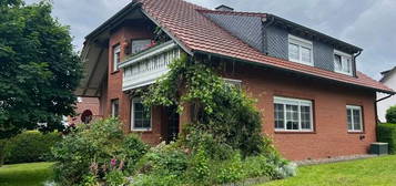 *****Wohnen wie im eigenen Haus + großzügige Raumaufteilung mit Potential + Garten + Garage!