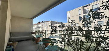 T3 avec balcon à Charpennes.