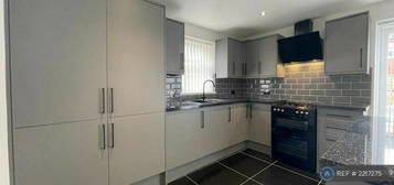 2 bedroom semi-detached house