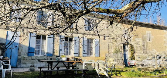 Maison longère  à vendre, 6 pièces, 4 chambres, 154 m²