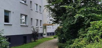 Top aufgeteilte 3-Zimmerwohnung mit Balkon und TG-Stellplatz!