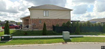 145 Tuscany Trl, Chatham Kent, ON N7M 0A7