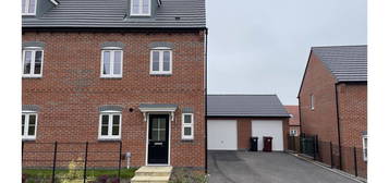 4 bed semi-detached house for sale