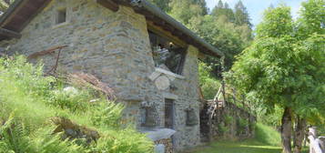 CASA INDIPENDENTE A APRICA