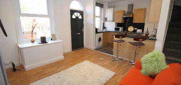 4 bedroom terraced house