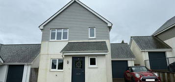 3 bedroom detached house