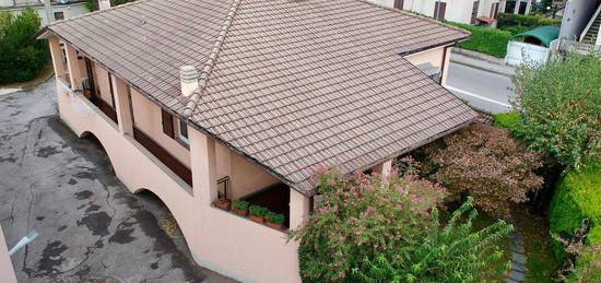 Villa unifamiliare, buono stato, 248 m², Maggianico - Bione, Lecco