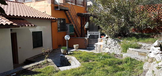 Panoramico appartamento con giardino