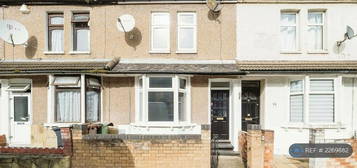 2 bedroom terraced house